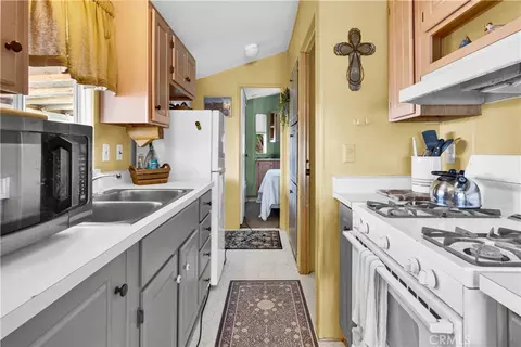 Entry Way - 4655 Deer Crk, Paso Robles, CA 93446 photo 2 of 2