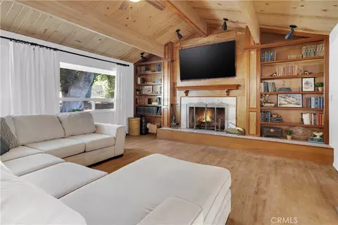 Living - 3620 Colima Rd, Atascadero, CA 93422 photo 1 of 5