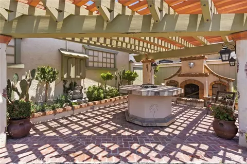 Exterior - 3750 Blanche St, Pasadena, CA 91107 photo 14 of 16
