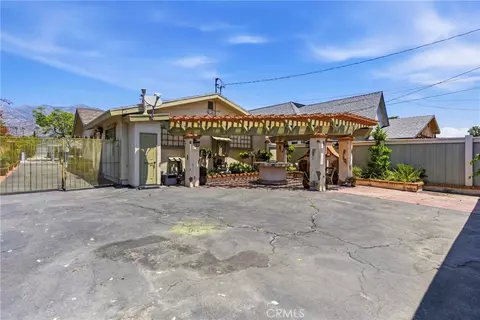 Exterior - 3750 Blanche St, Pasadena, CA 91107 photo 12 of 16