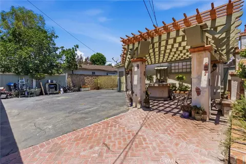 Exterior - 3750 Blanche St, Pasadena, CA 91107 photo 13 of 16
