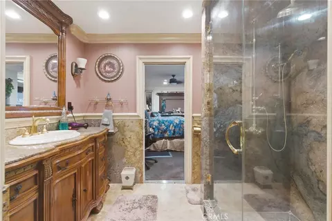 Bath - 3750 Blanche St, Pasadena, CA 91107 photo 1 of 5