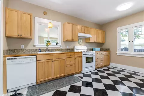 Kitchen - 2925 Vine, Paso Robles, CA 93446 photo 1 of 2