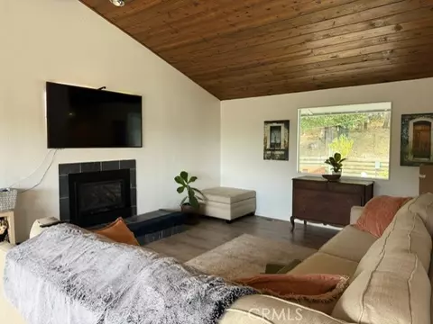 Living - 4935 Vida Ave, Atascadero, CA 93422 photo 1 of 1