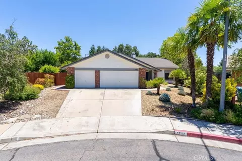 Exterior - 1712 Current, Paso Robles, CA 93446 photo 4 of 18