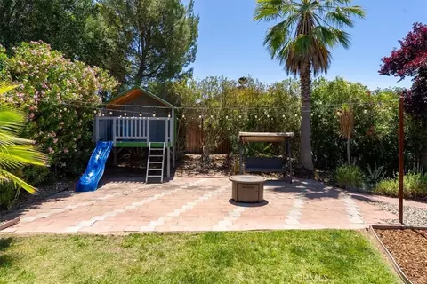 Exterior - 1712 Current, Paso Robles, CA 93446 photo 10 of 18