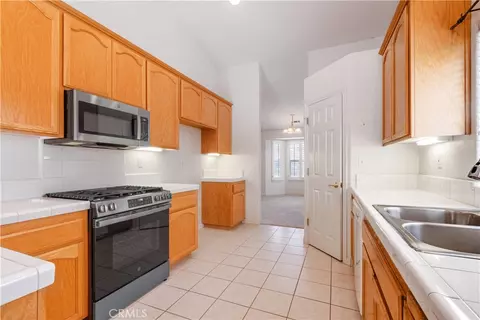 Kitchen - 2503 Starling Dr, Paso Robles, CA 93446 photo 1 of 2