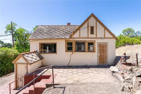 Exterior - 1849 Locust, Paso Robles, CA 93446 photo 2 of 4