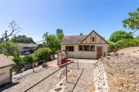 Exterior - 1849 Locust, Paso Robles, CA 93446 photo 3 of 4