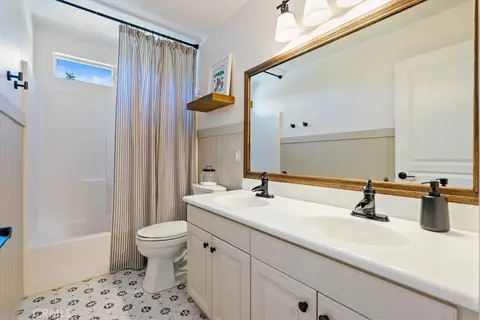 Bath - 2306 Latigo Ct, Paso Robles, CA 93446 photo 2 of 3