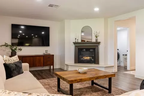 Living - 2306 Latigo Ct, Paso Robles, CA 93446 photo 5 of 5