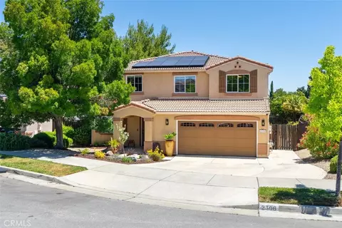 2306 Latigo Ct, Paso Robles, CA 93446