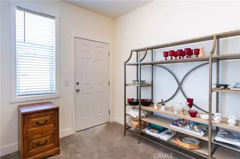 Entry Way - 391 Lark Dr, Paso Robles, CA 93446 photo 2 of 2