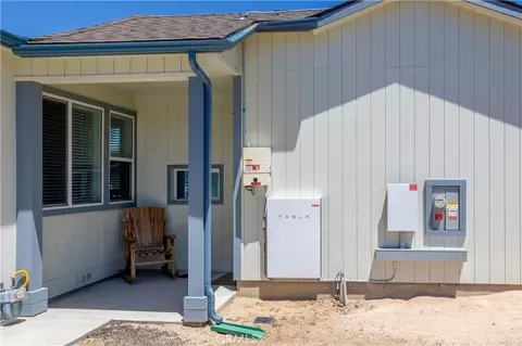 Exterior - 391 Lark Dr, Paso Robles, CA 93446 photo 3 of 5