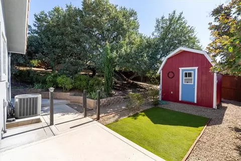 676 Red Cloud, Paso Robles, CA 93446 photo 38