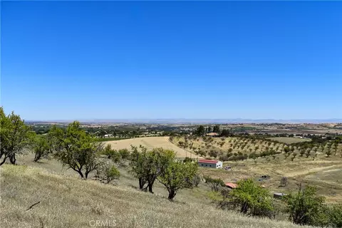 4565 S El Pomar, Templeton, CA 93465