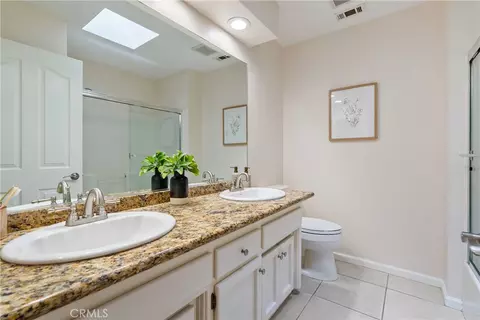 Bath - 164 Helgren Ct, Templeton, CA 93465 photo 1 of 3