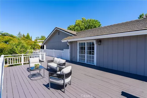 Exterior - 164 Helgren Ct, Templeton, CA 93465 photo 5 of 15