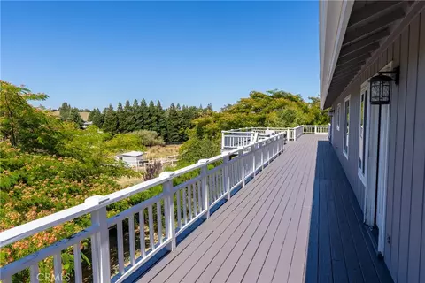 Exterior - 164 Helgren Ct, Templeton, CA 93465 photo 7 of 15