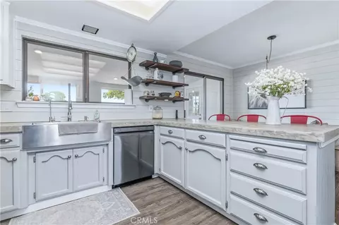 Kitchen - 5580 Deer Crk, Paso Robles, CA 93446 photo 2 of 7