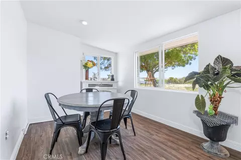 Dining - 5580 Deer Crk, Paso Robles, CA 93446 photo 3 of 3