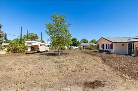 Exterior - 5580 Deer Crk, Paso Robles, CA 93446 photo 15 of 16