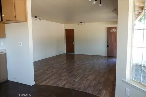 Living - 7950 Blue Moon Rd, Paso Robles, CA 93446 photo 3 of 4