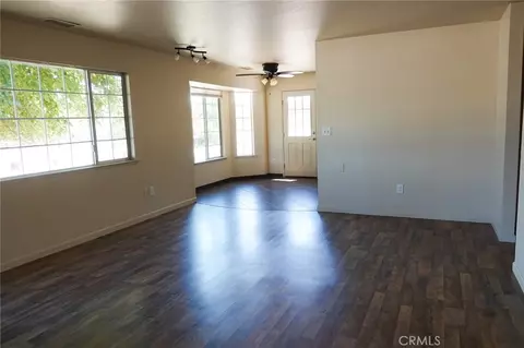 Living - 7950 Blue Moon Rd, Paso Robles, CA 93446 photo 2 of 4