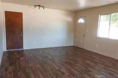Living - 7950 Blue Moon Rd, Paso Robles, CA 93446 photo 4 of 4