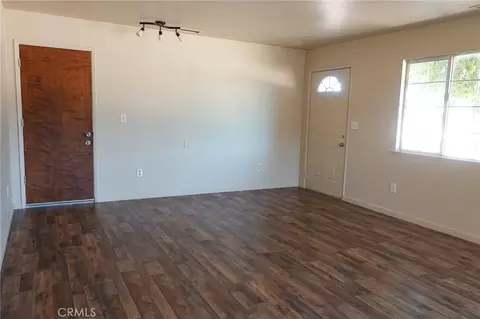 Living - 7950 Blue Moon Rd, Paso Robles, CA 93446 photo 4 of 4