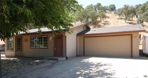 Exterior - 7950 Blue Moon Rd, Paso Robles, CA 93446 photo 1 of 8