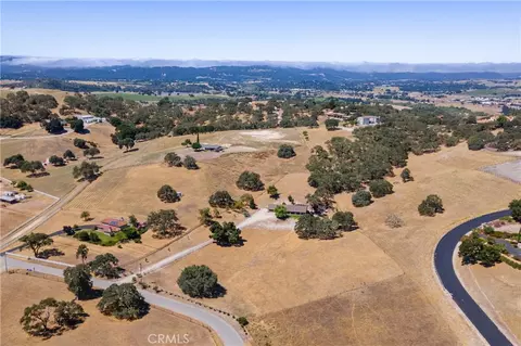 View/Area - 2085 Hanging Tree, Templeton, CA 93465 photo 2 of 3