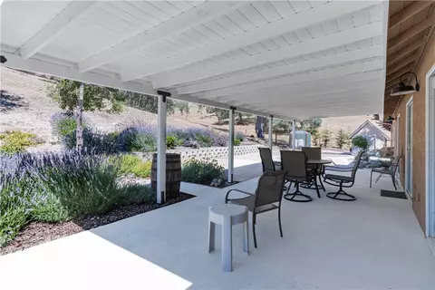 Exterior - 2085 Hanging Tree, Templeton, CA 93465 photo 5 of 10