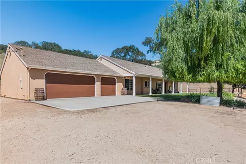 Exterior - 2085 Hanging Tree, Templeton, CA 93465 photo 2 of 10