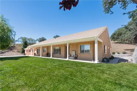 Exterior - 2085 Hanging Tree, Templeton, CA 93465 photo 3 of 10