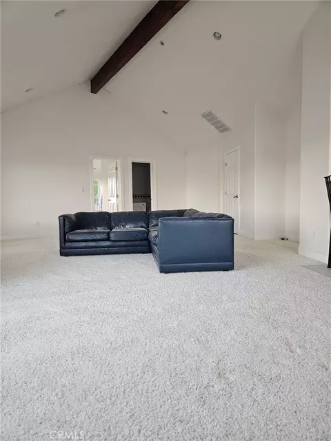Living - 3105 E Beach Cir, Bradley, CA 93426 photo 2 of 3