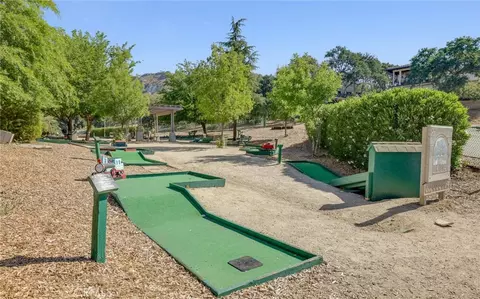View/Area - 3105 E Beach Cir, Bradley, CA 93426 photo 4 of 5