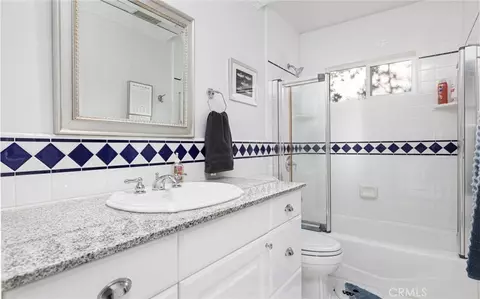 Bath - 3105 E Beach Cir, Bradley, CA 93426 photo 2 of 3