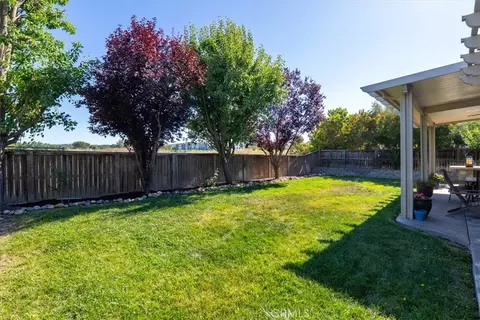 925 Rosebay Way, Templeton, CA 93465 photo 2