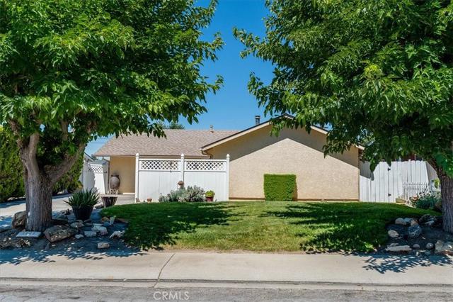 1226 Dorothy St, Paso Robles, CA 93446