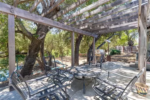 Exterior - 1820 San Ramon, Atascadero, CA 93422 photo 11 of 20