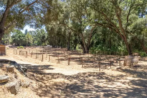 Exterior - 1820 San Ramon, Atascadero, CA 93422 photo 13 of 20