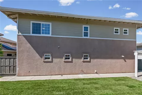 Exterior - 924 Riata Ct, Paso Robles, CA 93446 photo 6 of 12