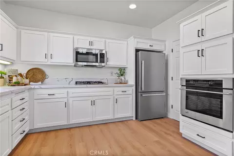 Kitchen - 924 Riata Ct, Paso Robles, CA 93446 photo 3 of 4