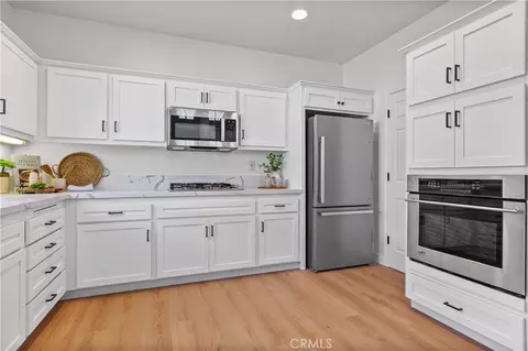 Kitchen - 924 Riata Ct, Paso Robles, CA 93446 photo 2 of 3