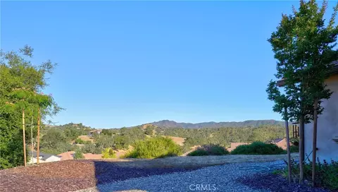 Exterior - 2670 Edgewood Ct, Paso Robles, CA 93446 photo 3 of 9