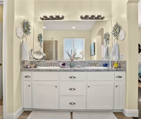Bath - 2670 Edgewood Ct, Paso Robles, CA 93446 photo 2 of 5