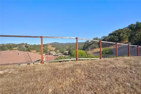 Exterior - 2670 Edgewood Ct, Paso Robles, CA 93446 photo 7 of 9