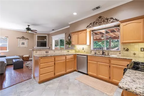 Kitchen - 1006 Running Stag Way, Paso Robles, CA 93446 photo 1 of 2