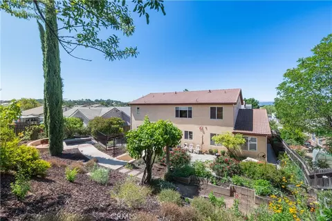 Exterior - 781 Angus St, Paso Robles, CA 93446 photo 13 of 14
